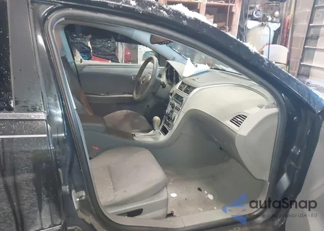 2010 Chevrolet Malibu Ls from USA, damaged, VIN 1G1ZB5EBXAF252998